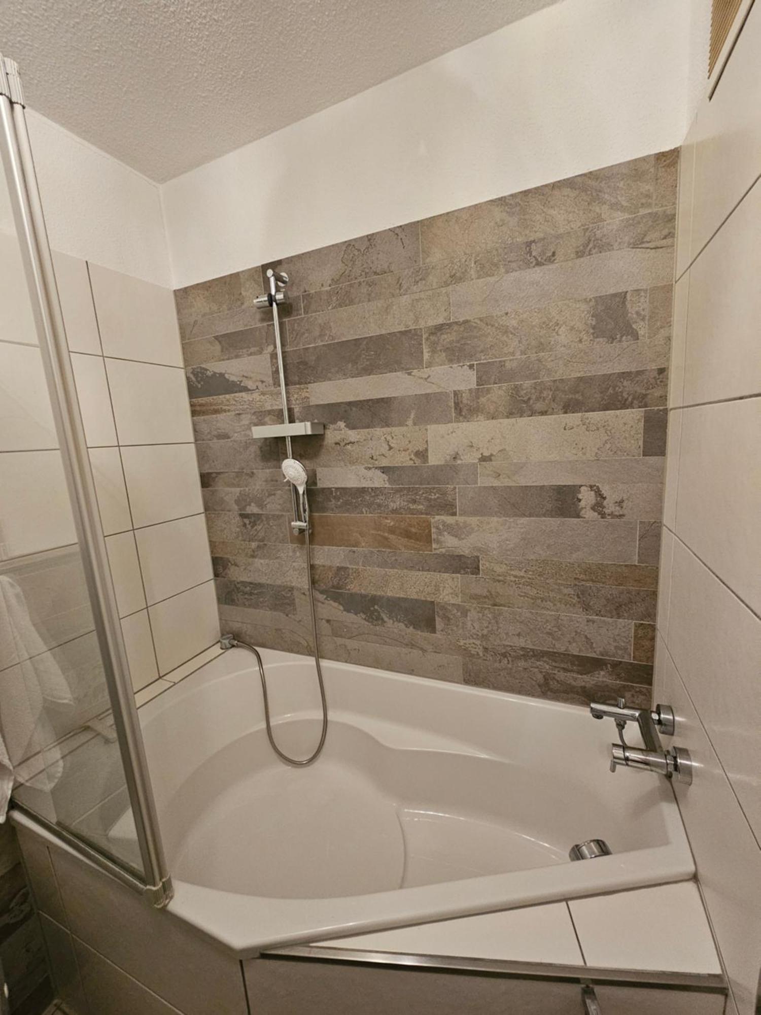 Uebernachten Sie Im Wunderschoenen Weiden Apartment โคโลญ ภายนอก รูปภาพ